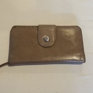 Hobo International Wallet Wristlet Gravel